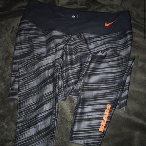 Women’s Nike Chicago Bears leggings